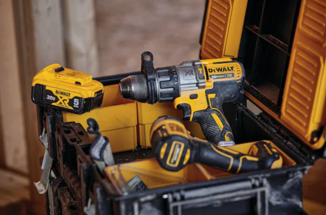 DCD996B Perceuse/Visseuse à percussion sans fil 20V MAX XR® Brushless 3 vitesses (outil uniquement)*