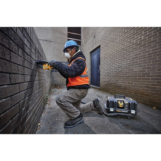 DCG418X2 Meuleuse sans fil brushless FLEXVOLT® 60V MAX 4-1/2 po - 6 po avec kit de frein anti-recul