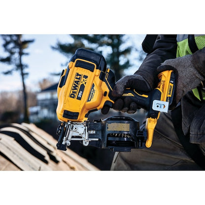 DCN45RND1 Kit de cloueuse à rouleau pour toiture sans fil 20V MAX 15°*