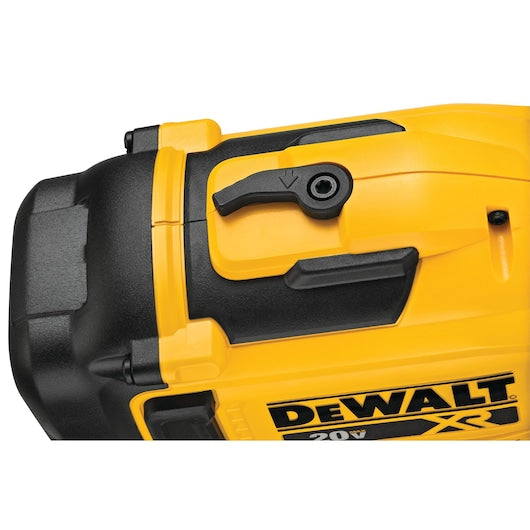 DCN45RND1 Kit de cloueuse à rouleau pour toiture sans fil 20V MAX 15°*