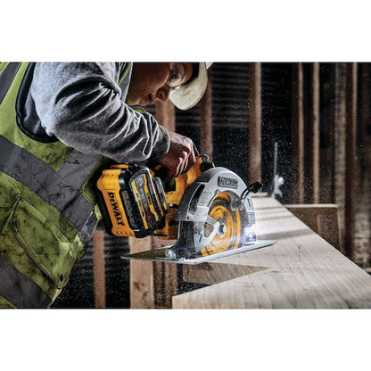 DCS573B Scie circulaire FlexVolt Avantage 60V MAX, 7 1/4 PO – OUTIL SEUL
